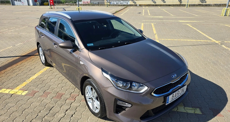 Kia Ceed cena 74500 przebieg: 62000, rok produkcji 2019 z Łapy małe 781
